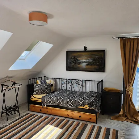 Ani & Rustikal Apartment